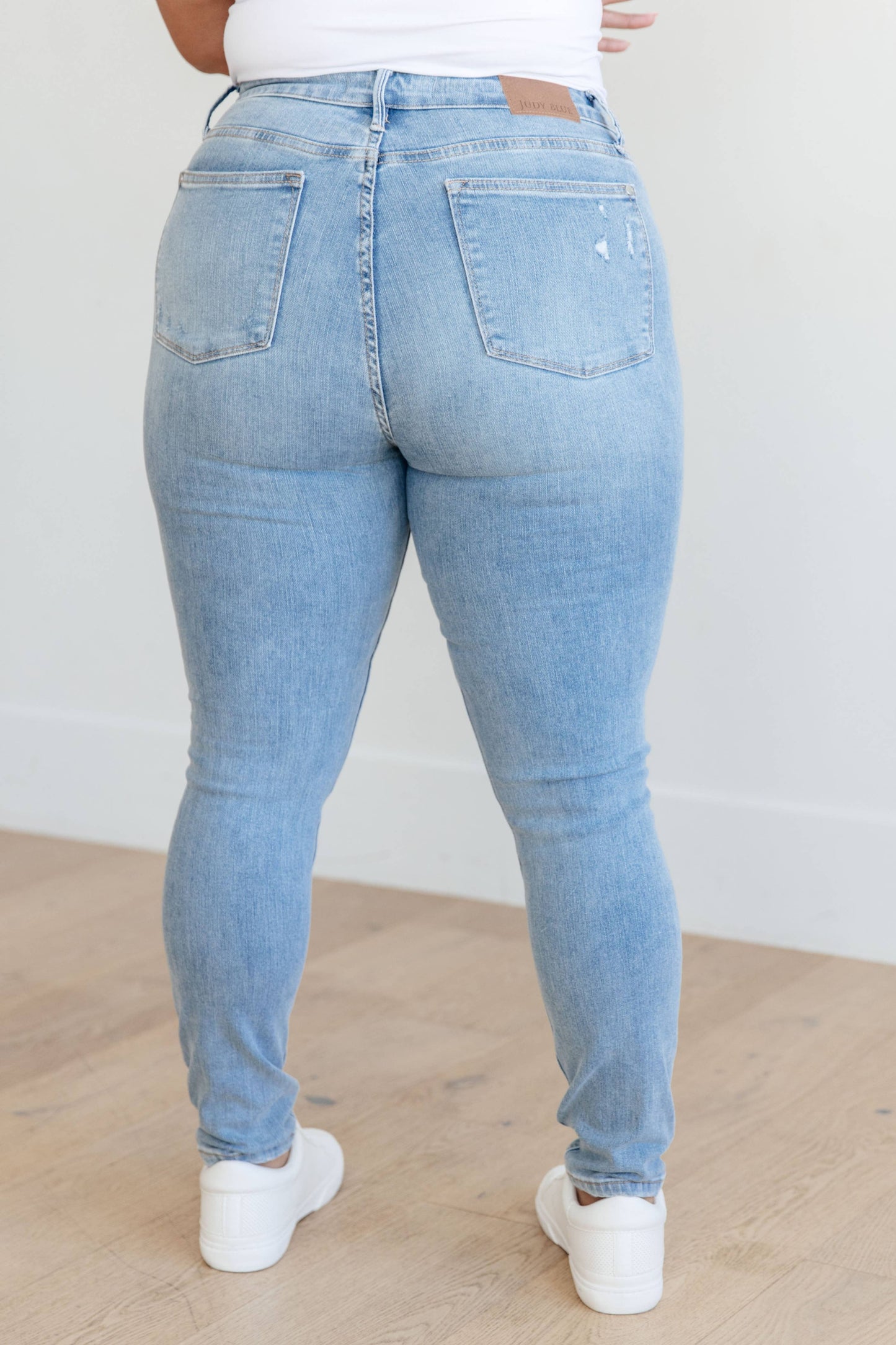 Judy Blue Mid Rise Control Top Distressed Skinny Jeans: 3/26
