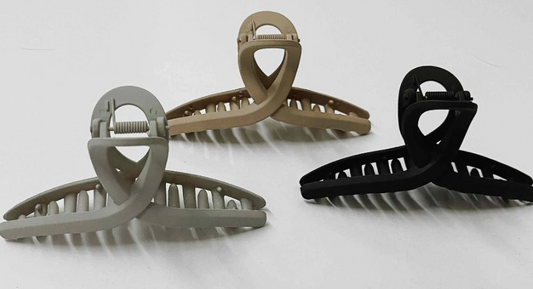 Twisted Trinity Claw Clip